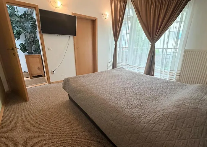Harmony Haven - Spacious 4Br House With Free Parking